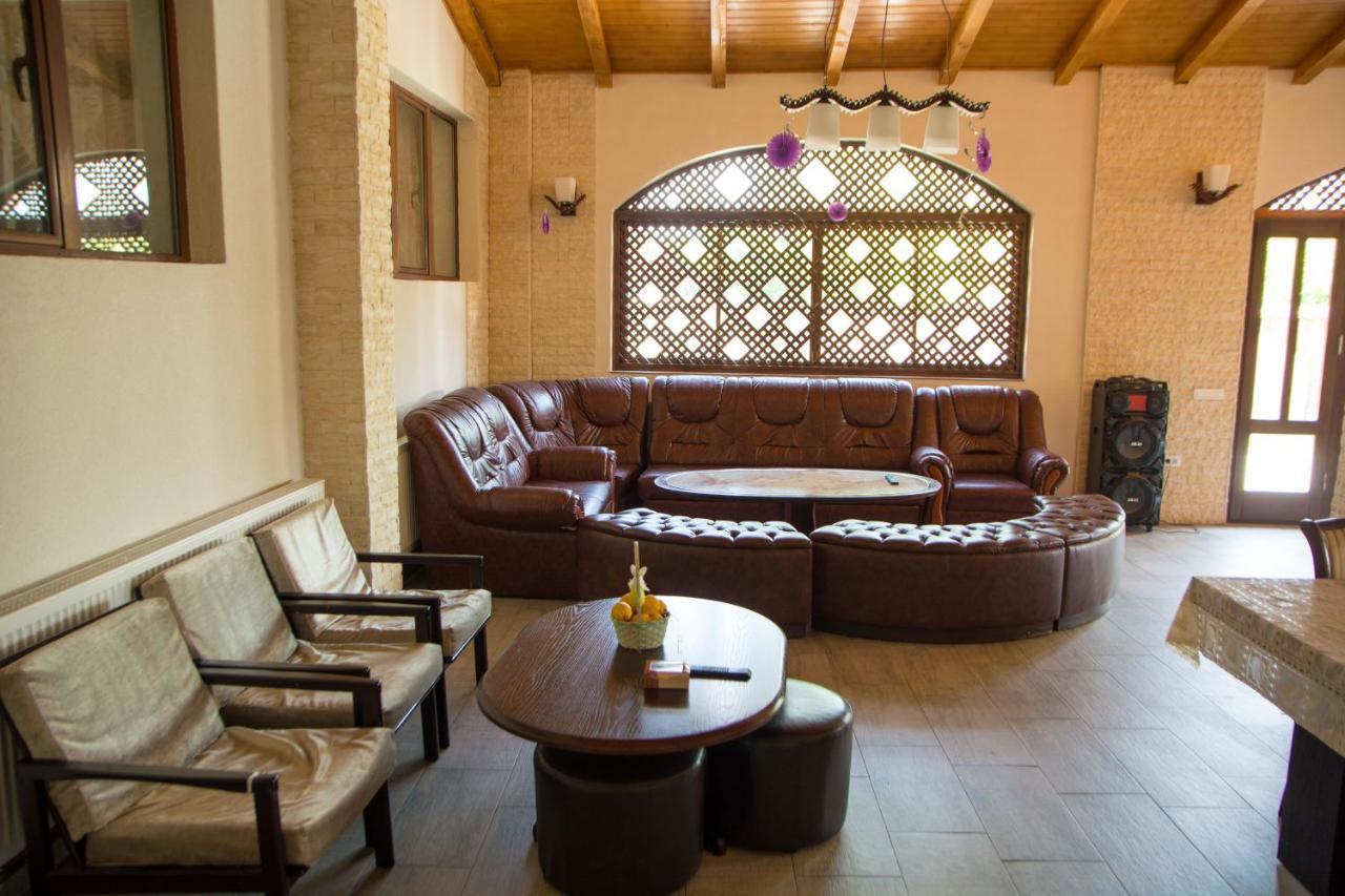 Hotel Casa Alex Si Alexia Jiblea Veche Zewnętrze zdjęcie