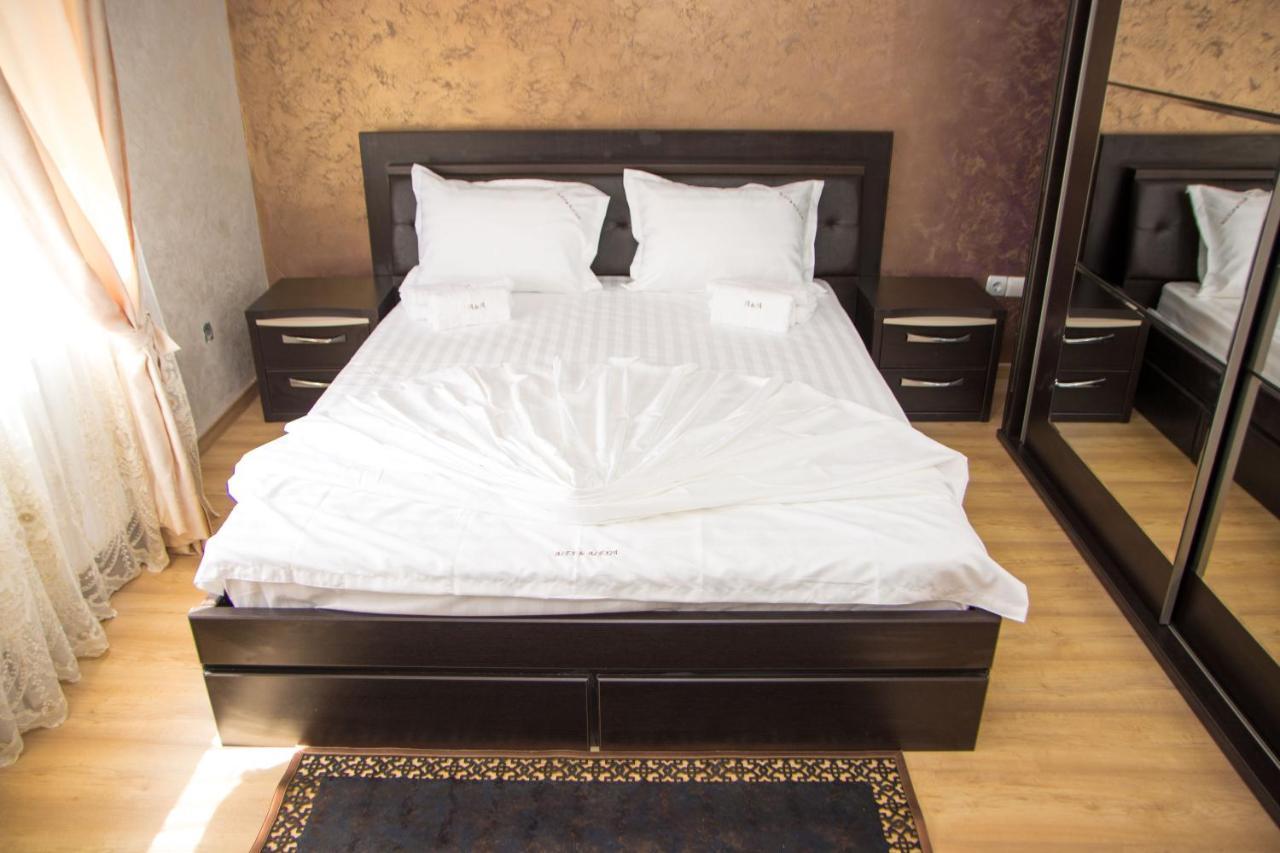 Hotel Casa Alex Si Alexia Jiblea Veche Zewnętrze zdjęcie